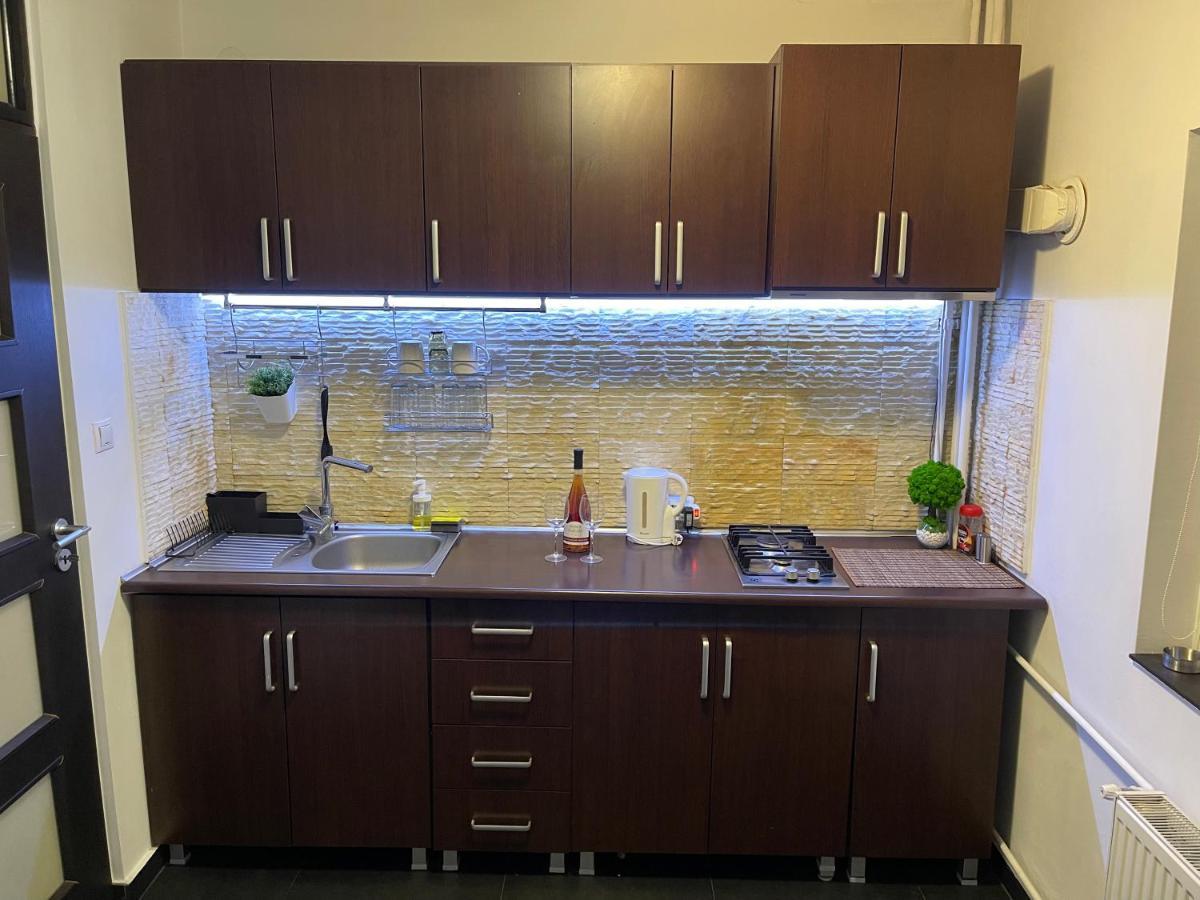 Sunset Luxury Apartment Near Unirii Square Букурещ Екстериор снимка